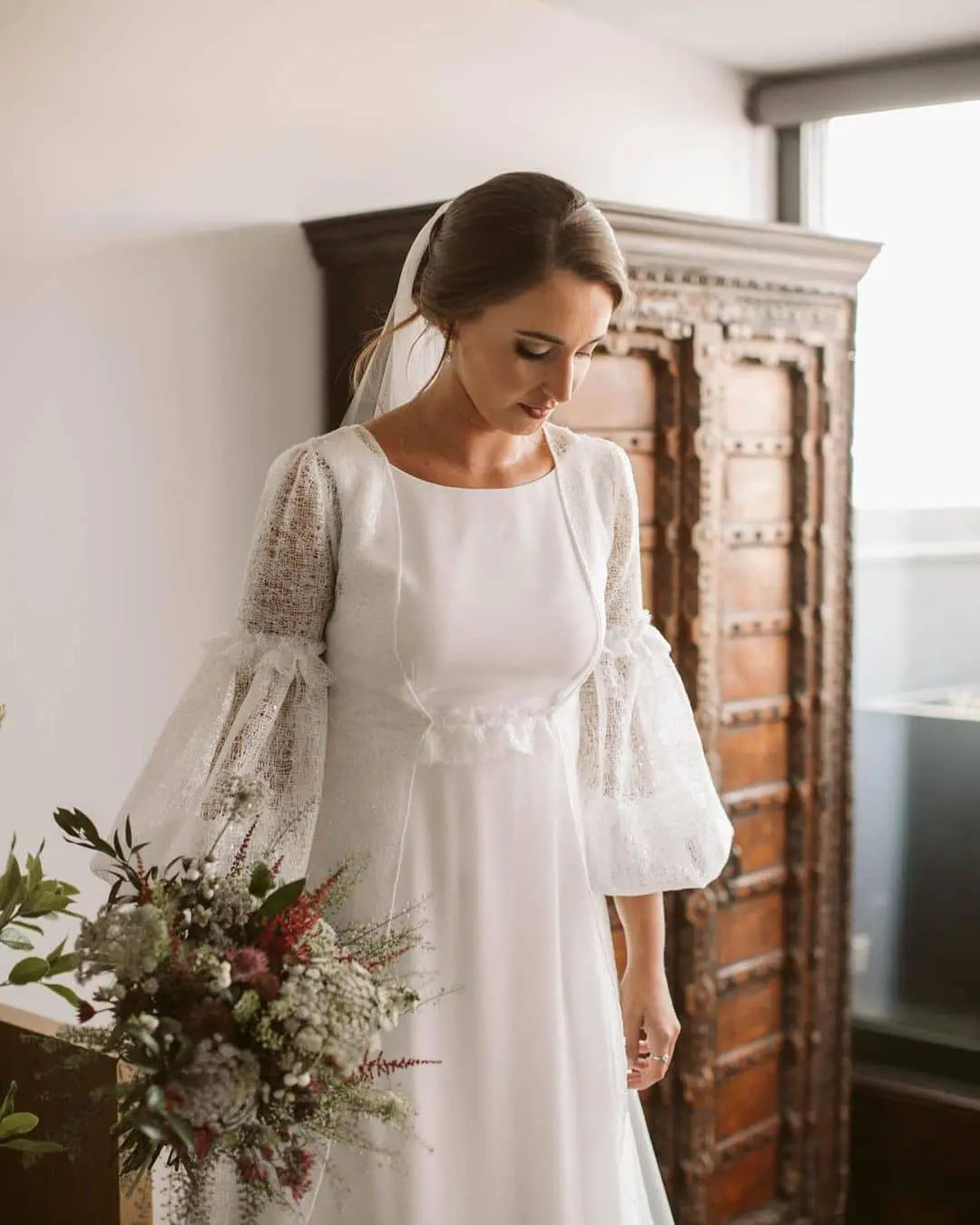 Diseño personalizado de vestido de novia de María Barragán