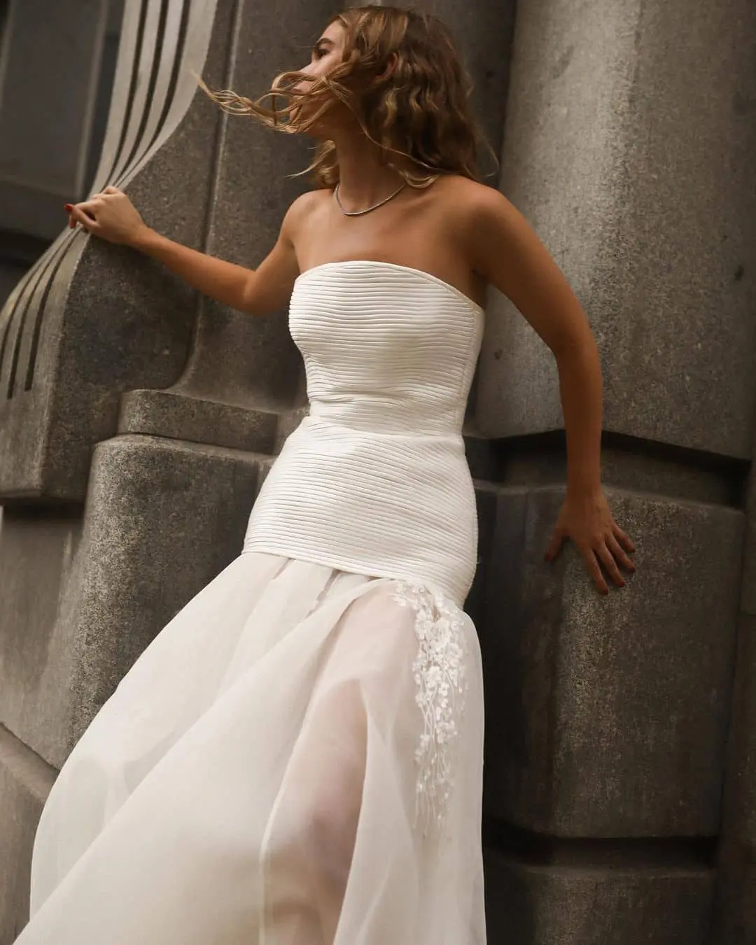 Segundo vestido de novia de la colección de C L A R O Couture