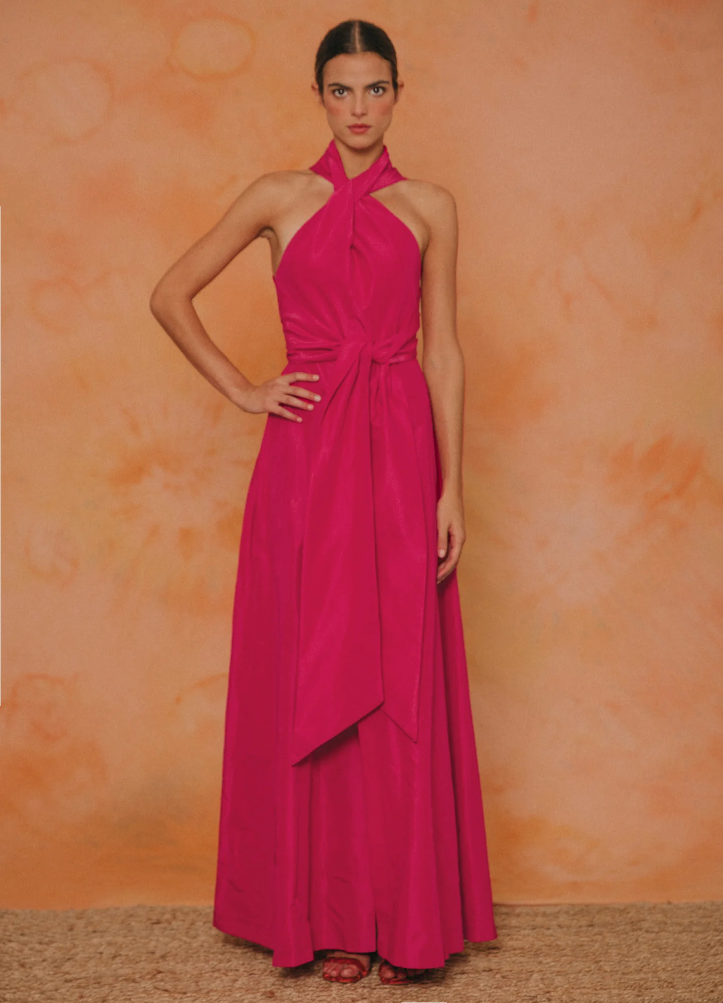 Vestidos de invitada para bodas en verano, vestido largo de CHERUBINA con múltiples estilos